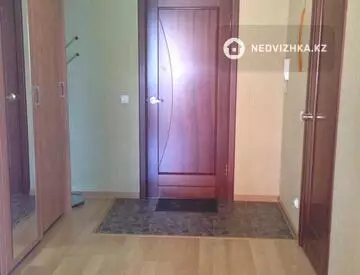 1-комнатная квартира, этаж 12 из 16, 45 м², Посуточно, миниатюра 11