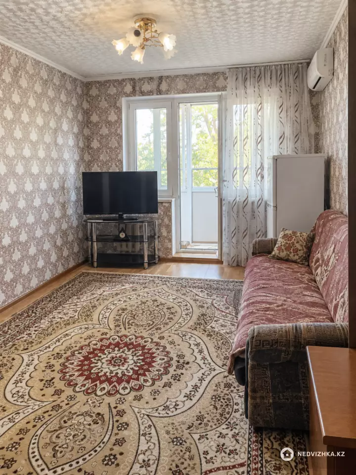 2-комнатная квартира, этаж 5 из 5, 47 м², фотография 3