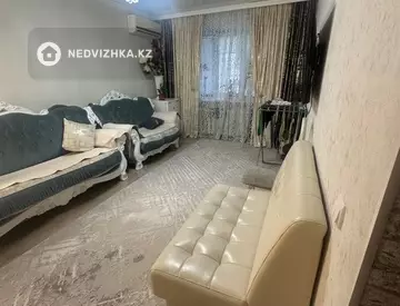 2-комнатная квартира, этаж 1 из 5, 45 м², миниатюра 2
