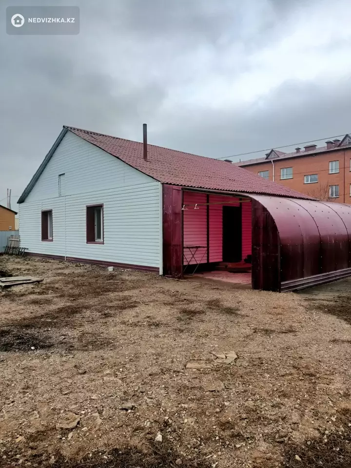 4-комнатный дом, 10 соток, 100 м²