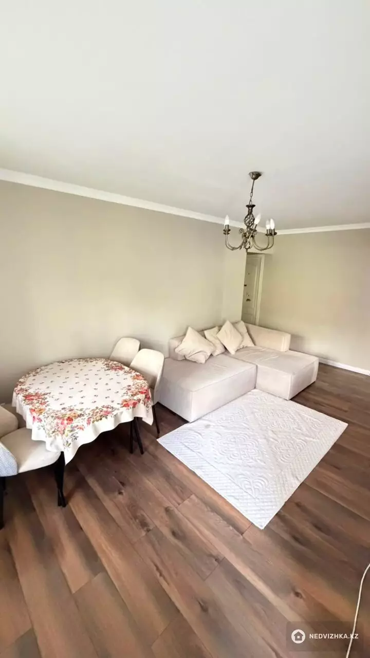 3-комнатная квартира, этаж 3 из 4, 60 м², фотография 3