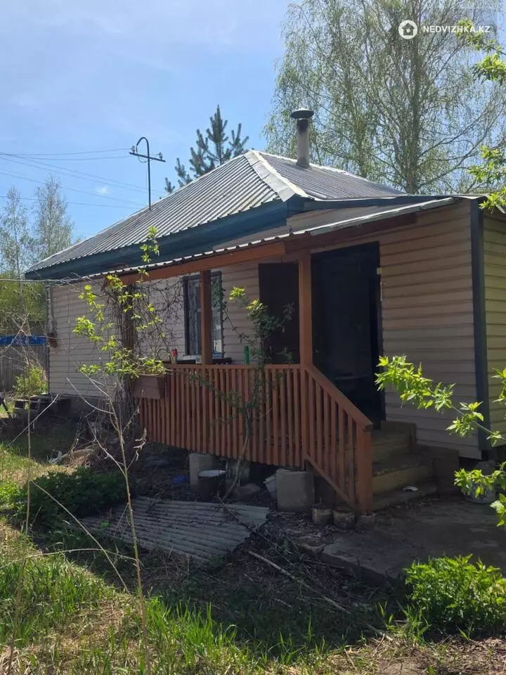 2-комнатный дом, 18 соток, 60 м²