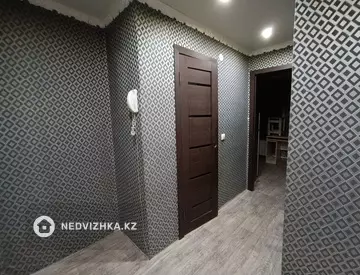 2-комнатная квартира, этаж 1 из 4, 42 м², миниатюра 1