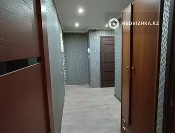 2-комнатная квартира, этаж 1 из 4, 42 м², миниатюра 3