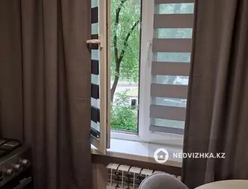 1-комнатная квартира, этаж 2 из 5, 33 м²