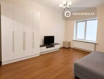 1-комнатная квартира, этаж 1 из 19, 40 м²
