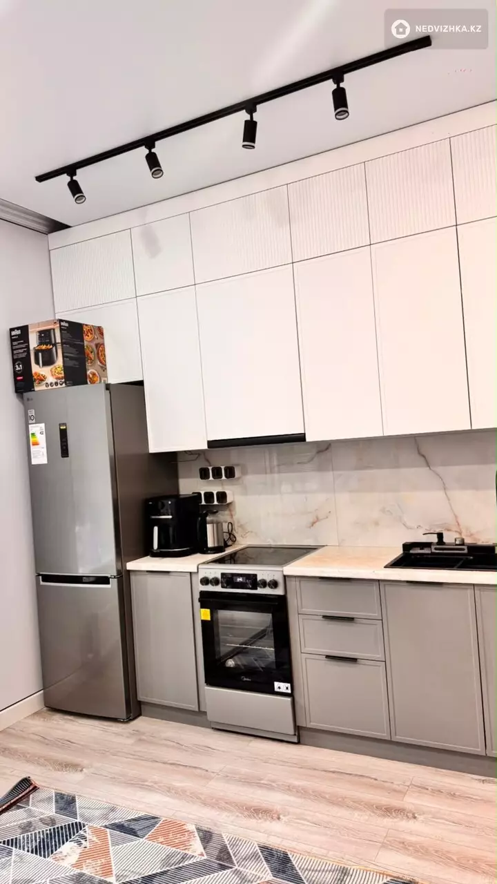 1-комнатная квартира, этаж 3 из 18, 40 м², фотография 3