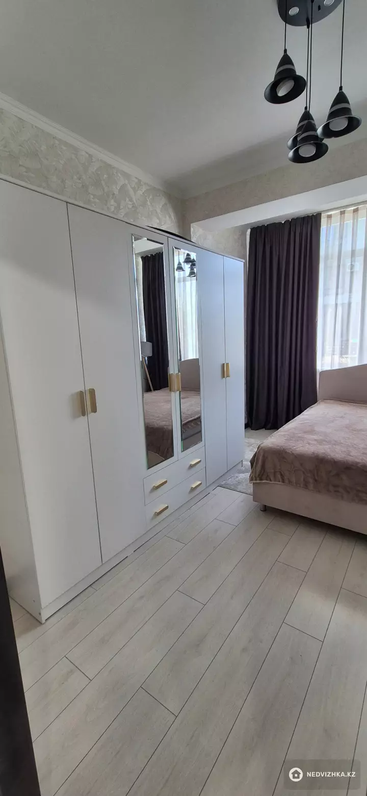 2-бөлмелі пәтер, қабат 1 барлық қабат саны 3, 53 м², На длительный срок, 2-фотосурет