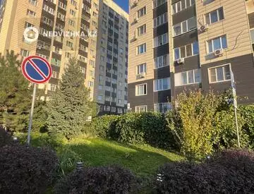 1-комнатная квартира, этаж 12 из 13, 43 м², миниатюра 11