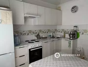 3-комнатная квартира, этаж 3 из 5, 68 м², миниатюра 6