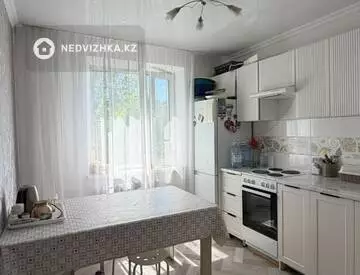 3-комнатная квартира, этаж 3 из 5, 68 м², миниатюра 7