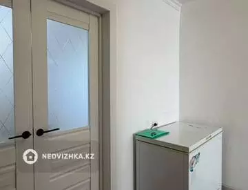 3-комнатная квартира, этаж 3 из 5, 68 м², миниатюра 9