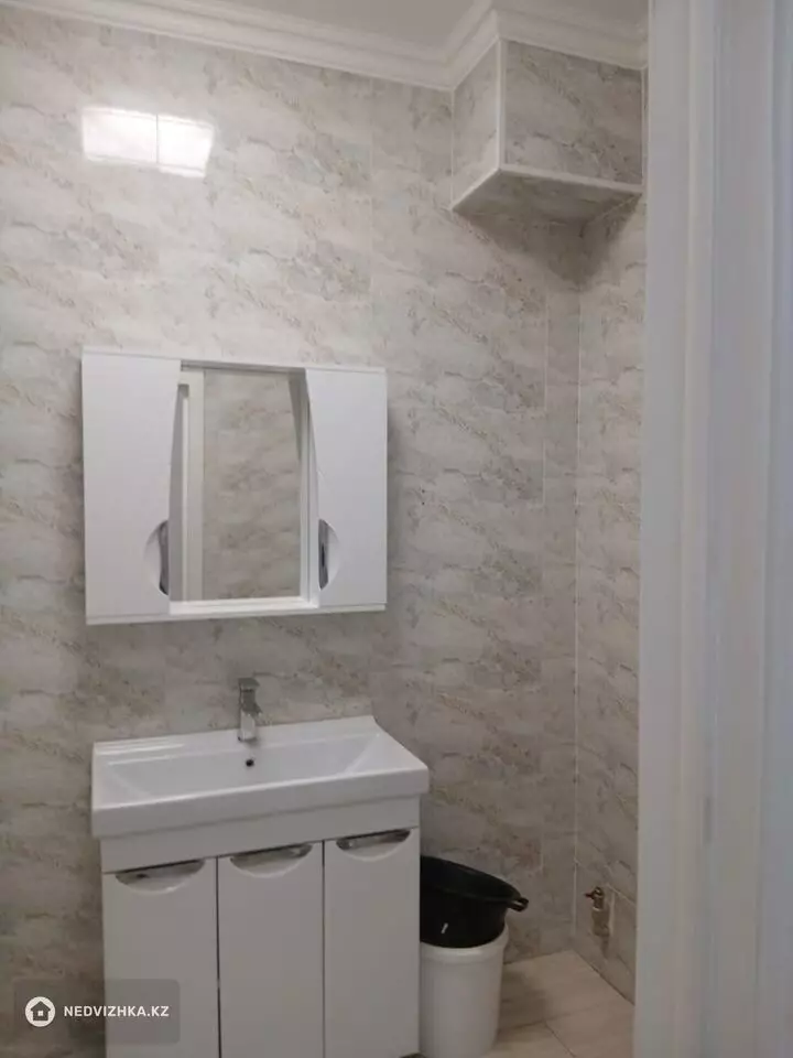 1-комнатная квартира, этаж 2 из 14, 46 м², фотография 3