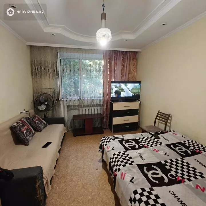 1-комнатная квартира, этаж 3 из 4, 19 м²