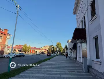 2-комнатная квартира, этаж 2 из 5, 44 м², миниатюра 2