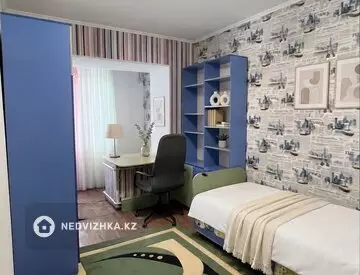 4-комнатная квартира, этаж 2 из 5, 82 м², миниатюра 5