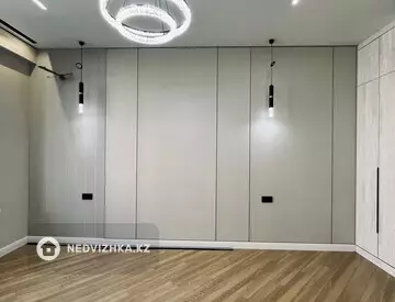 3-комнатная квартира, этаж 4 из 16, 71 м²