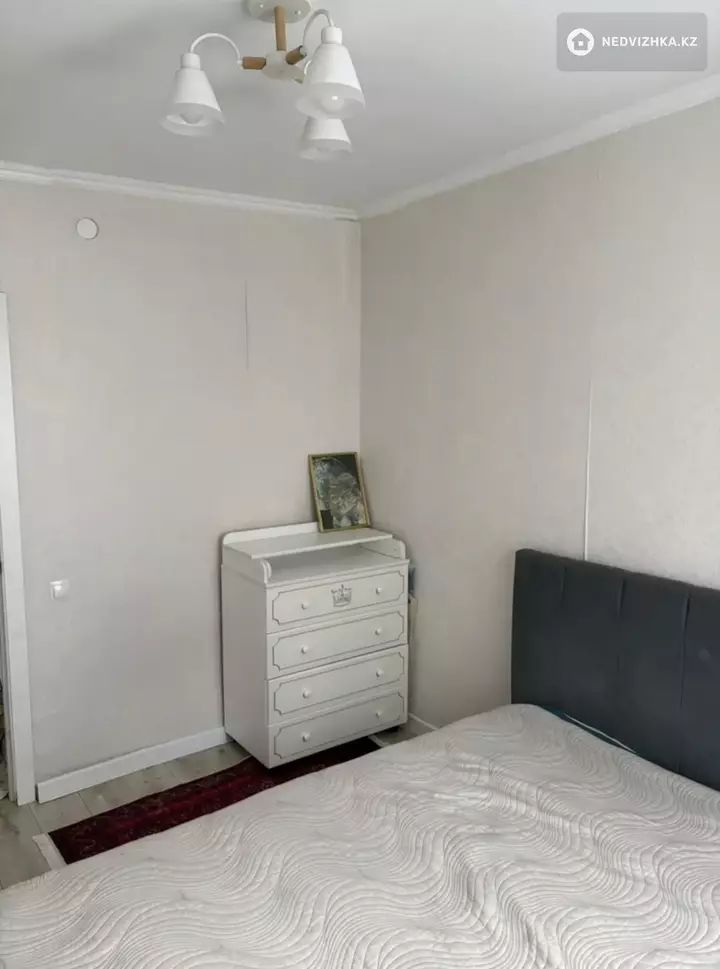 2-комнатная квартира, этаж 1 из 9, 50 м², фотография 4