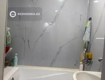 2-комнатная квартира, этаж 1 из 9, 50 м², миниатюра 8