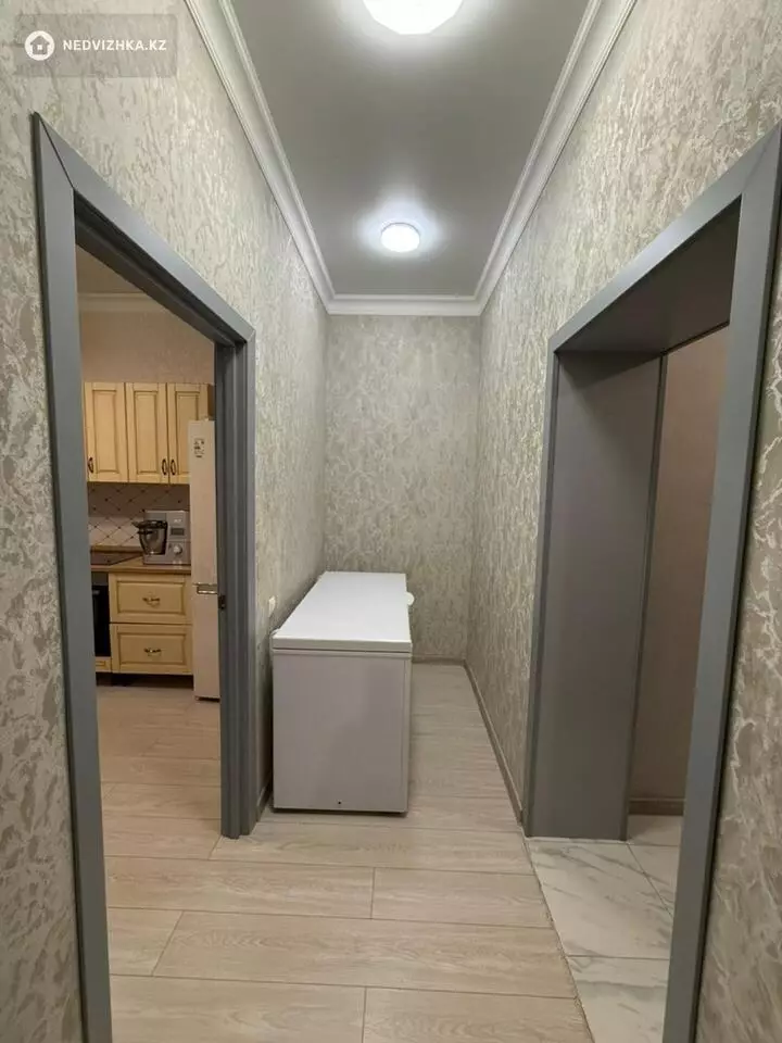 2-комнатная квартира, этаж 2 из 5, 64 м², фотография 5