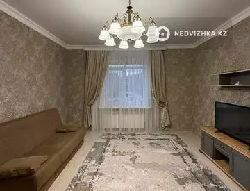 2-комнатная квартира, этаж 2 из 5, 64 м², миниатюра 3