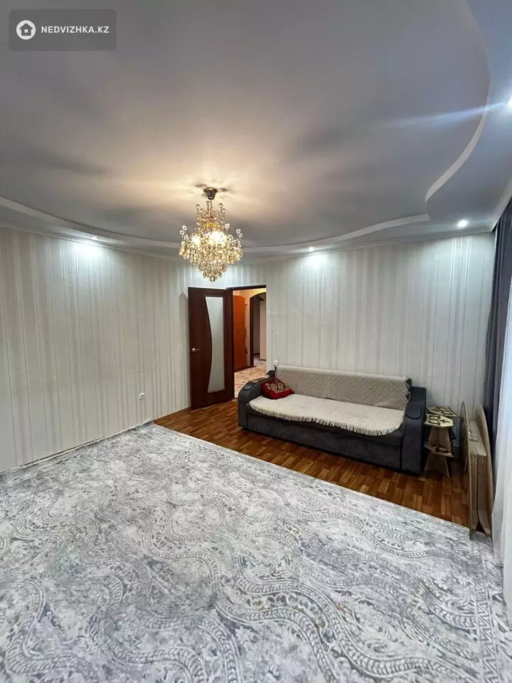 4-комнатная квартира, этаж 6 из 9, 79 м², фотография 2