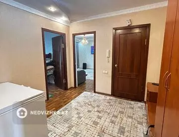 4-комнатная квартира, этаж 6 из 9, 79 м², миниатюра 12