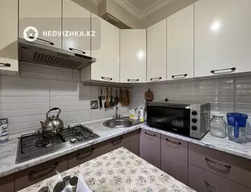2-комнатная квартира, этаж 1 из 4, 51 м², миниатюра 11