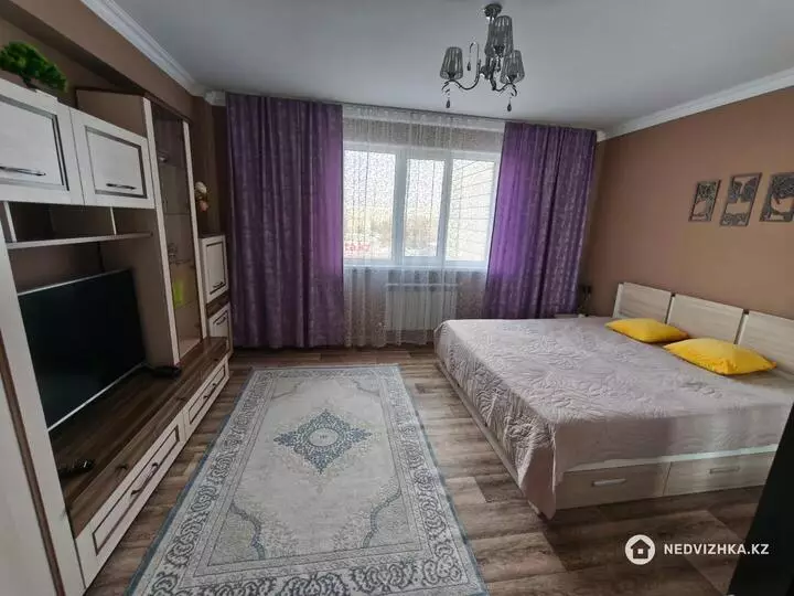 1-комнатная квартира, этаж 6 из 10, 46 м², На длительный срок, фотография 4