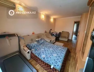 2-комнатная квартира, этаж 4 из 5, 53 м², миниатюра 4