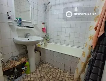 2-комнатная квартира, этаж 4 из 5, 53 м², миниатюра 6