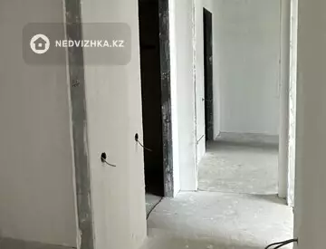 3-комнатная квартира, этаж 12 из 12, 70 м², миниатюра 7