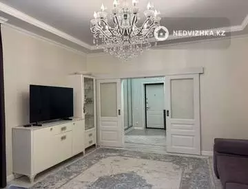 3-комнатная квартира, этаж 2 из 4, 86 м², миниатюра 1