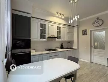 3-комнатная квартира, этаж 2 из 4, 86 м², миниатюра 2