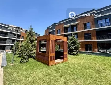 3-комнатная квартира, этаж 1 из 3, 89 м²