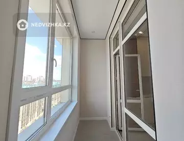 3-комнатная квартира, этаж 14 из 18, 85 м², миниатюра 4