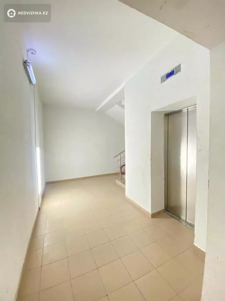 3-комнатная квартира, этаж 7 из 10, 72 м², фотография 2