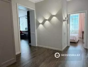 4-комнатная квартира, этаж 6 из 9, 105 м², миниатюра 8