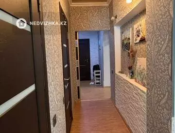 2-комнатная квартира, этаж 2 из 2, 60 м², миниатюра 4