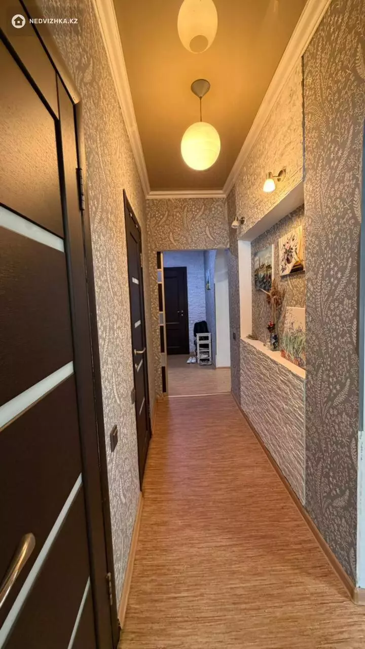 2-комнатная квартира, этаж 2 из 2, 60 м², фотография 4