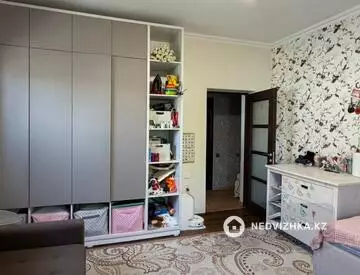 2-комнатная квартира, этаж 2 из 2, 60 м², миниатюра 10