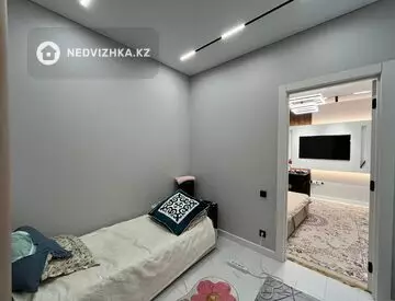 3-бөлмелі пәтер, қабат 2 барлық қабат саны 10, 71 м², На длительный срок, 8-нобай