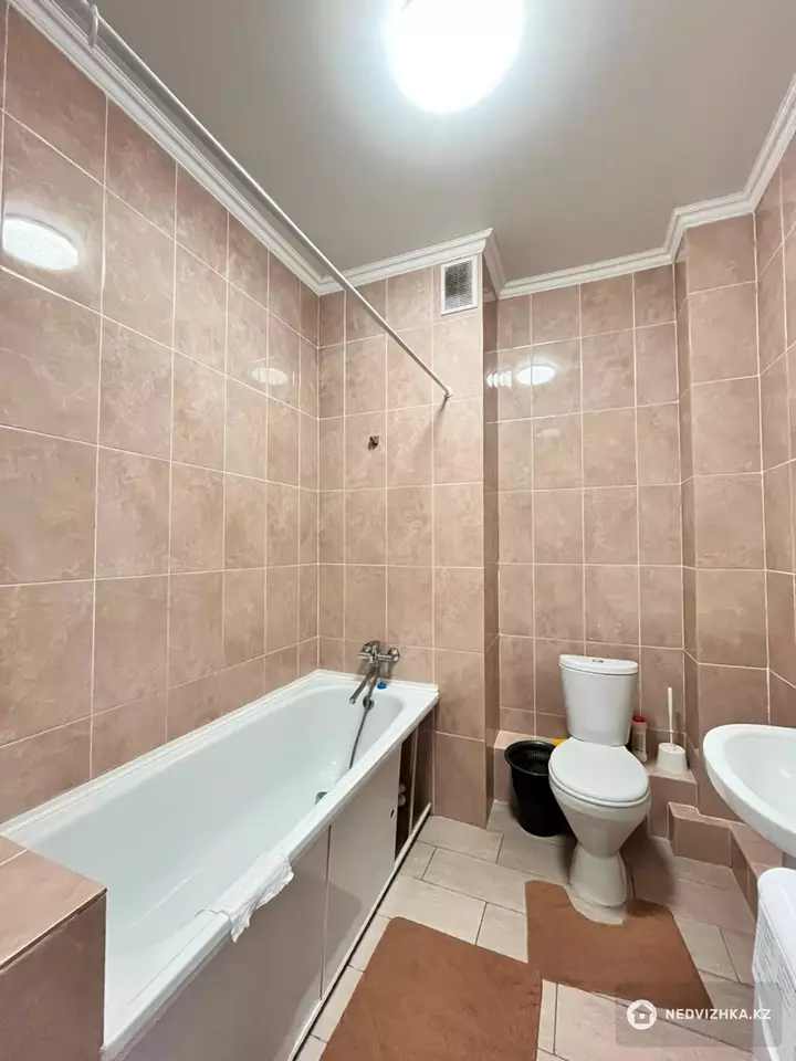 2-бөлмелі пәтер, қабат 8 барлық қабат саны 20, 43 м², 2-фотосурет
