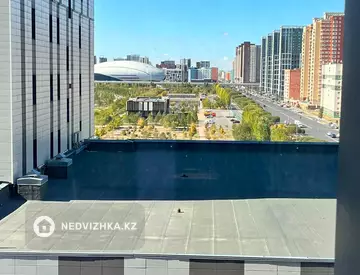 2-комнатная квартира, этаж 8 из 20, 43 м², миниатюра 1