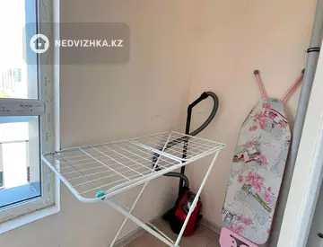 2-комнатная квартира, этаж 8 из 20, 43 м², миниатюра 8