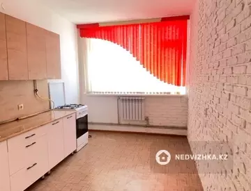 2-комнатная квартира, этаж 4 из 5, 60 м², миниатюра 9