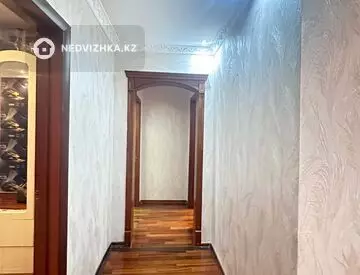 4-комнатная квартира, этаж 3 из 5, 80 м², миниатюра 6