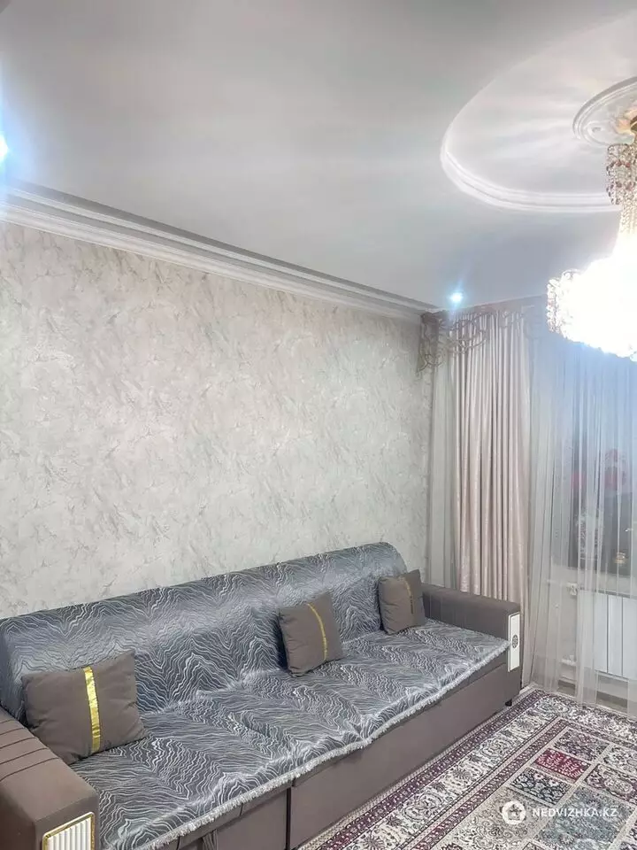 4-комнатная квартира, этаж 3 из 5, 80 м², фотография 5