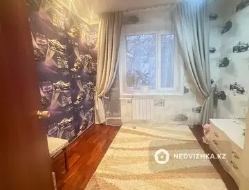 4-комнатная квартира, этаж 3 из 5, 80 м², миниатюра 10