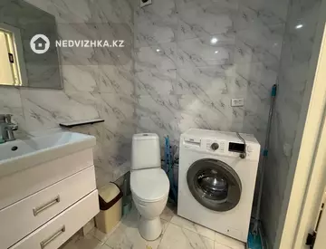 2-комнатная квартира, этаж 1 из 10, 38 м², миниатюра 7